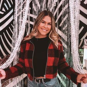 Meet your Posher, Madi